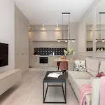 W Rent Like Home - Elektrownia Powisle III